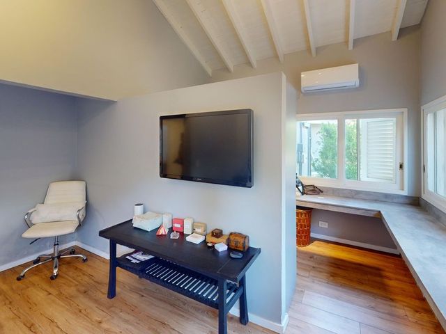 place photo 76