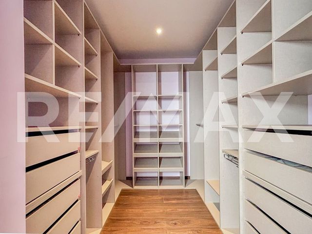 place photo 78