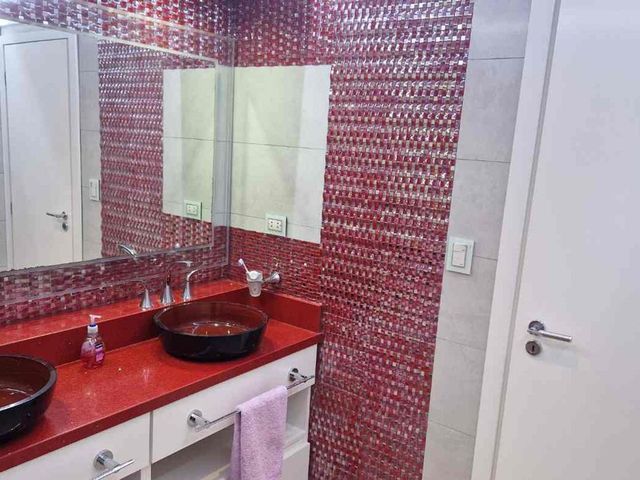 place photo 98