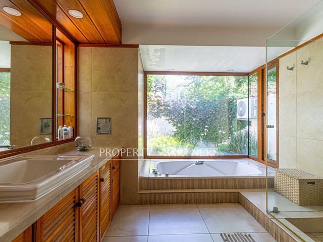 place photo 35