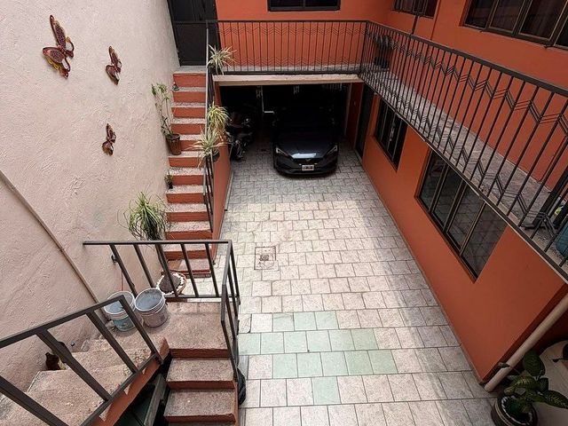 place photo 18