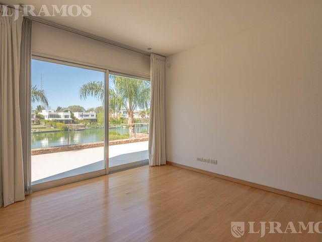 place photo 46