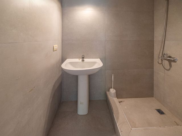 place photo 48