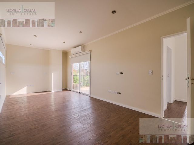 place photo 74
