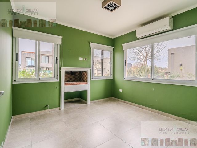 place photo 82