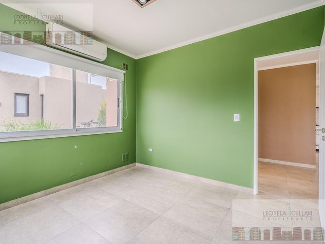 place photo 81