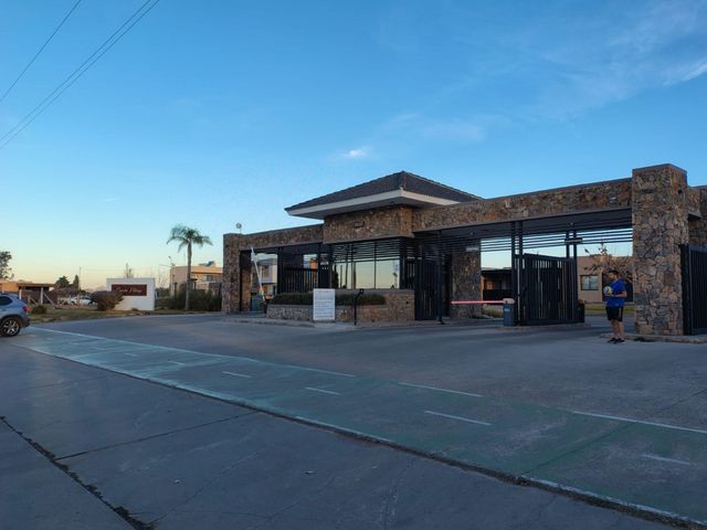place photo 15