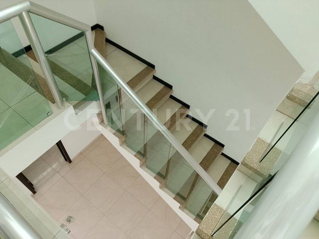 place photo 52