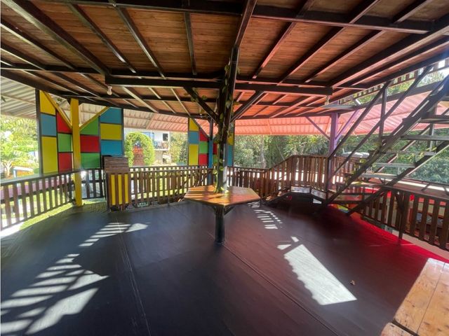 place photo 39