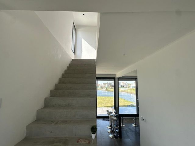 place photo 51