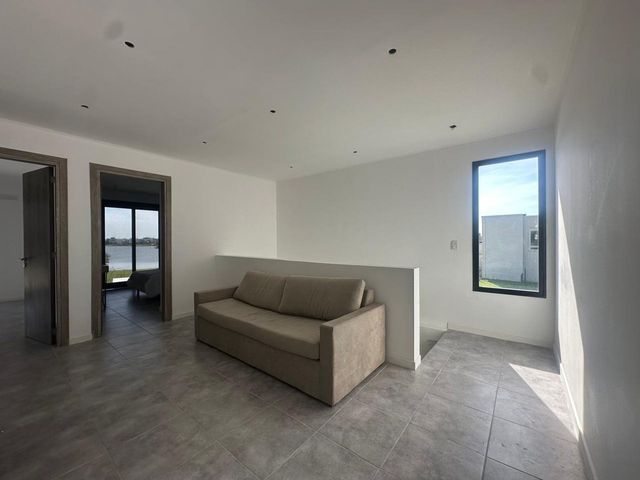 place photo 53