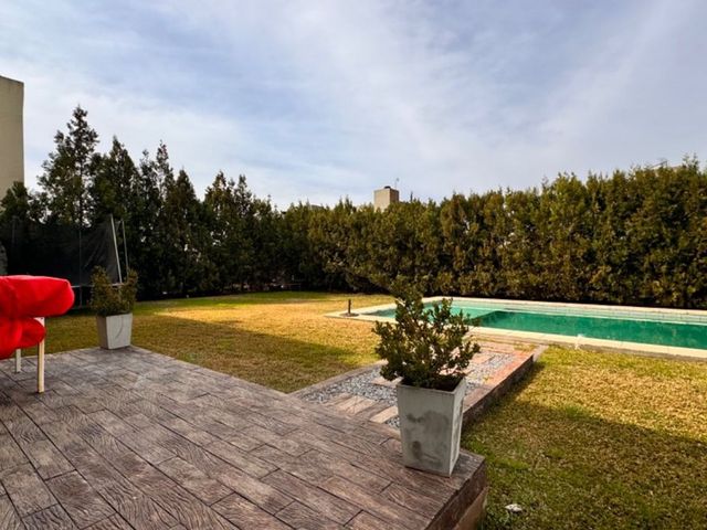 place photo 96