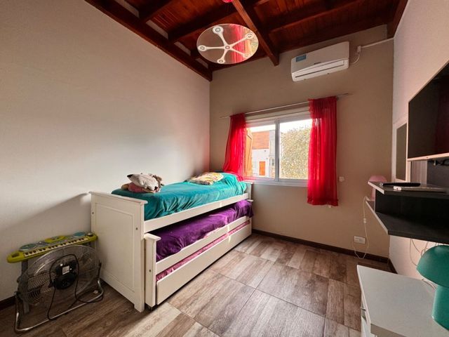 place photo 79
