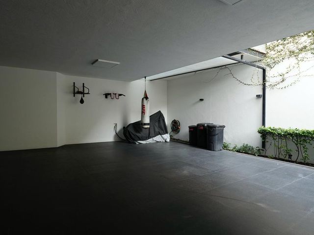 place photo 52