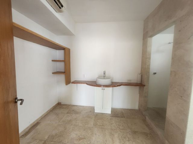 place photo 55