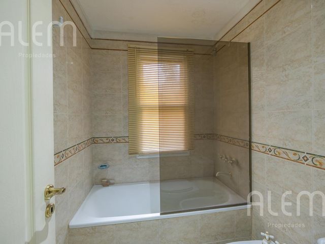 place photo 38