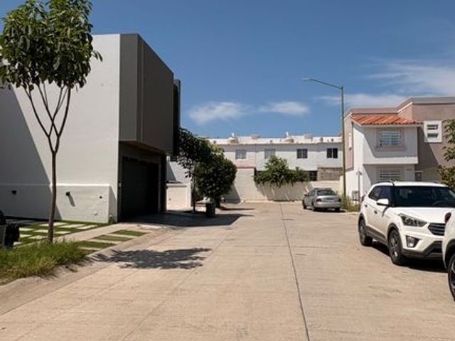 place photo 26