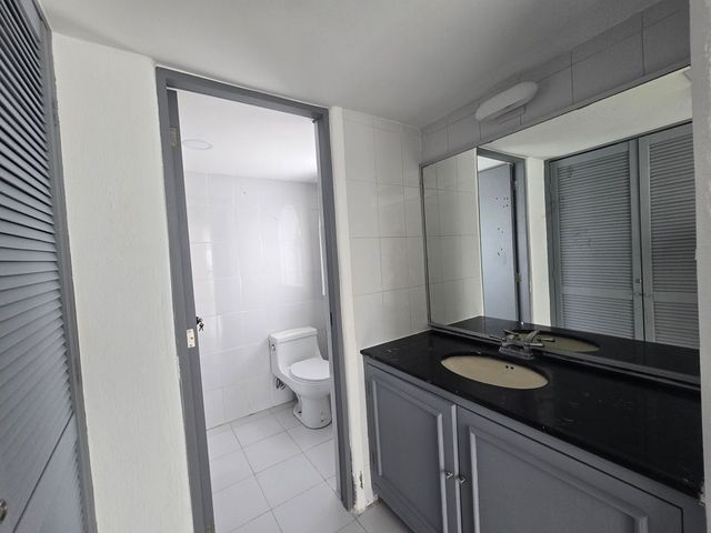 place photo 48