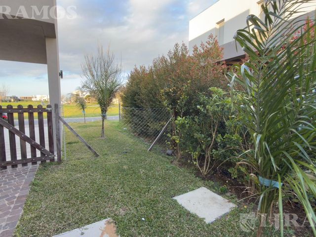 place photo 51