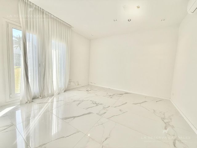 place photo 49