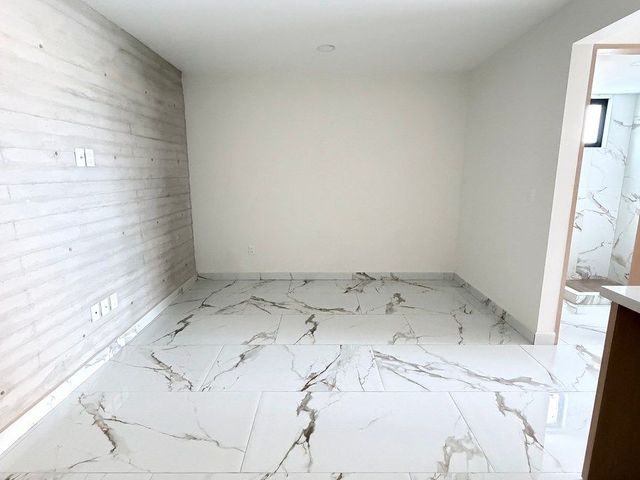 place photo 50