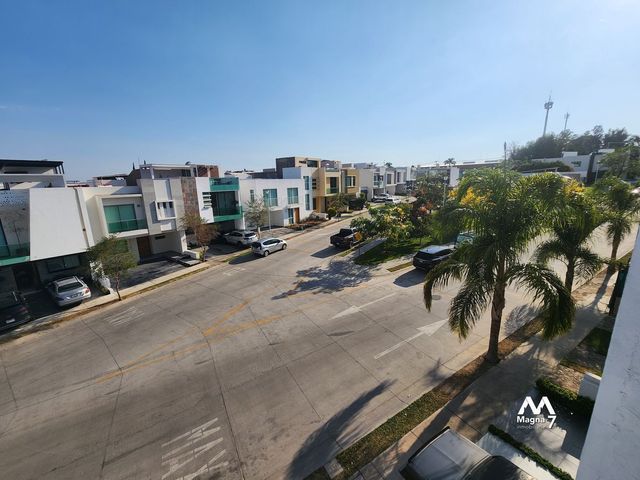 place photo 23