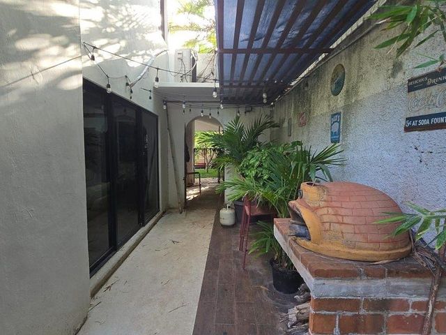 place photo 18