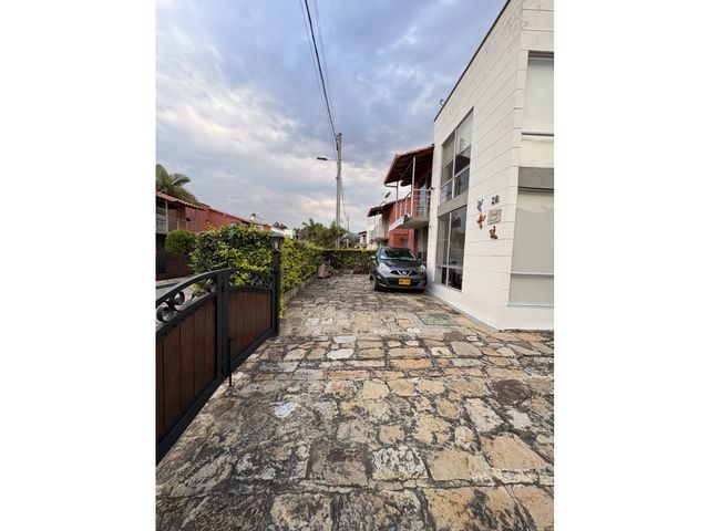 place photo 30