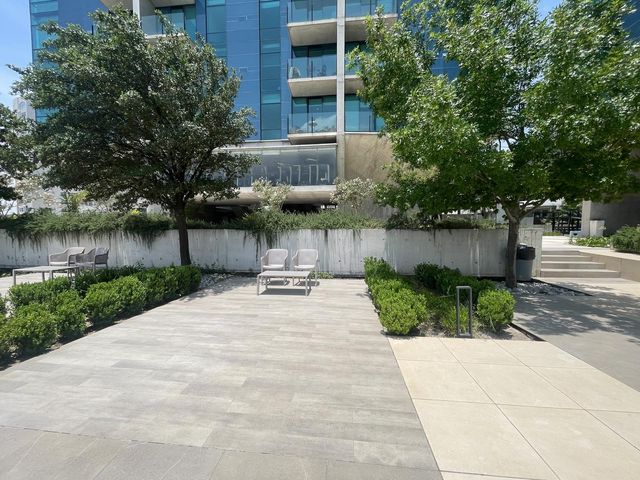 place photo 56