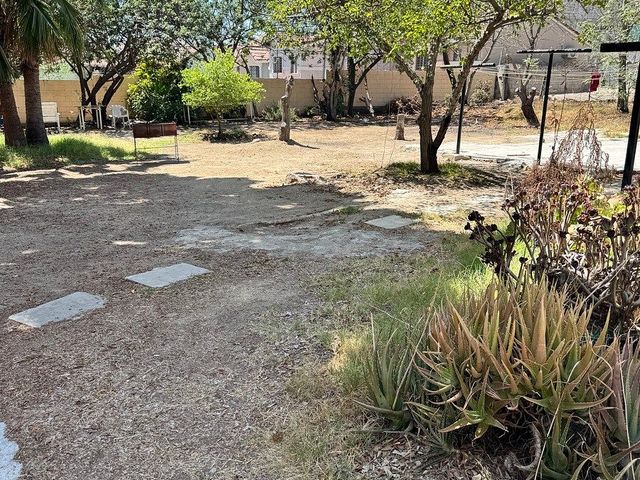 place photo 24