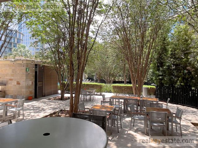 place photo 49