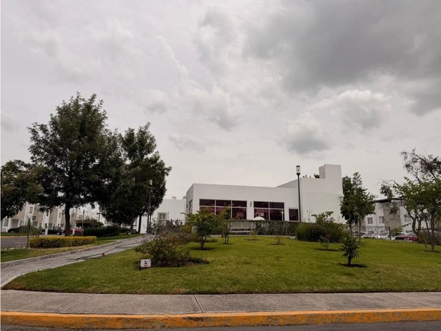 place photo 18