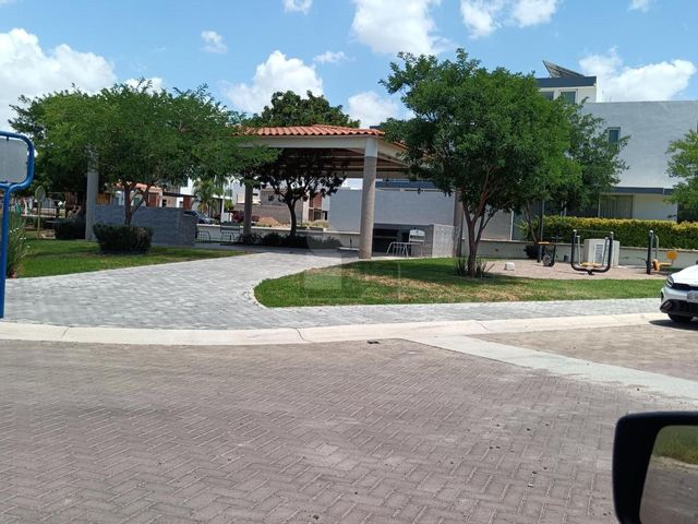 place photo 37