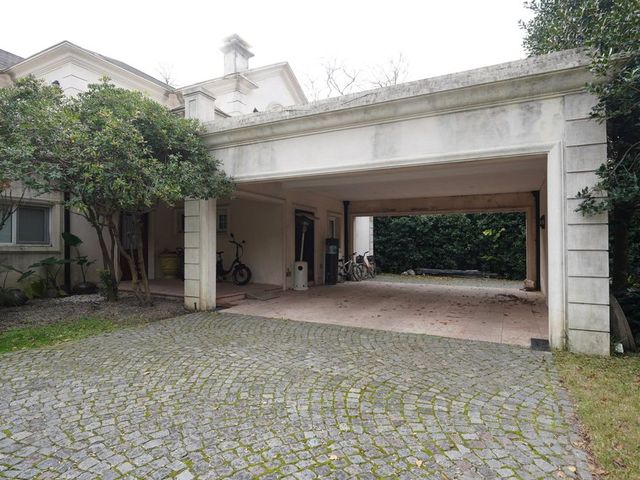 place photo 50
