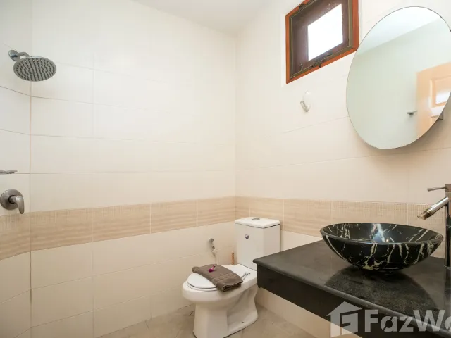 place photo 45