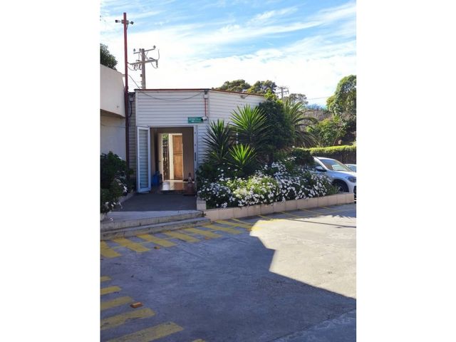 place photo 18