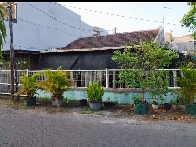Jual Rumah Kebun Darmo Indah Barat