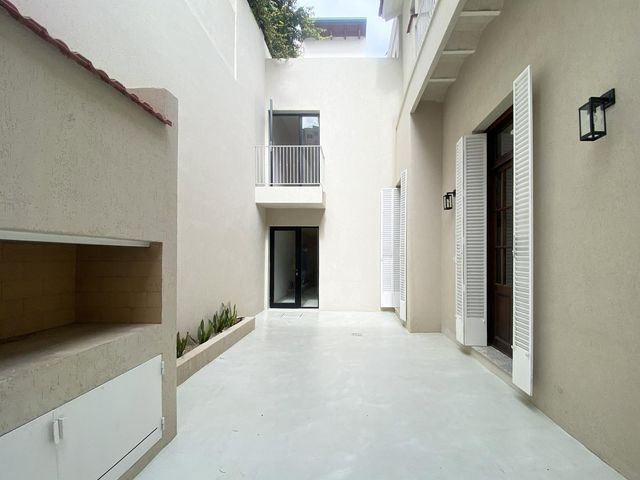 place photo 50