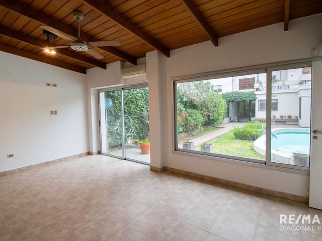 place photo 56