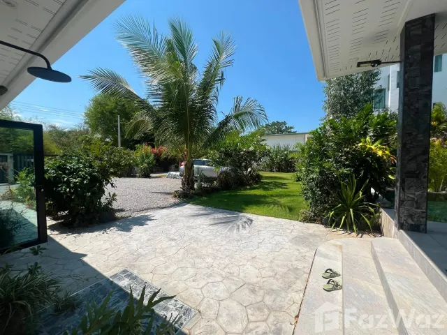 place photo 36