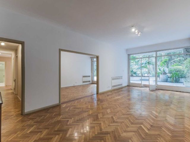 place photo 53