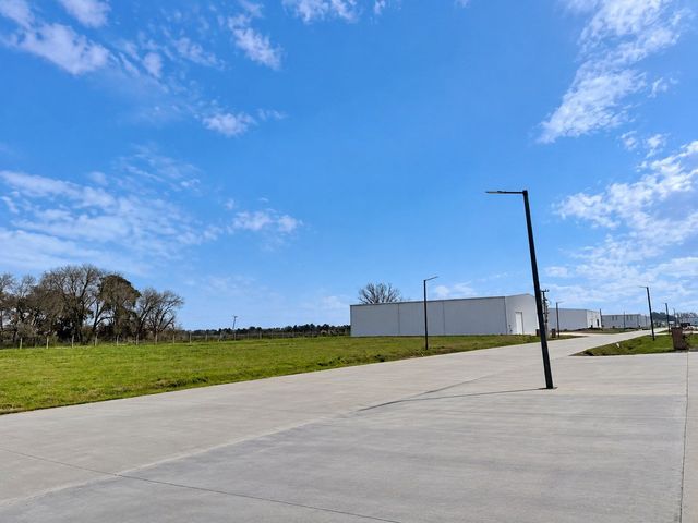 place photo 18