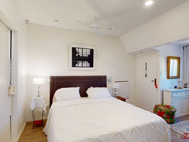 place photo 49