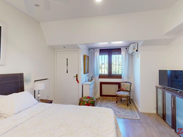 place photo 50