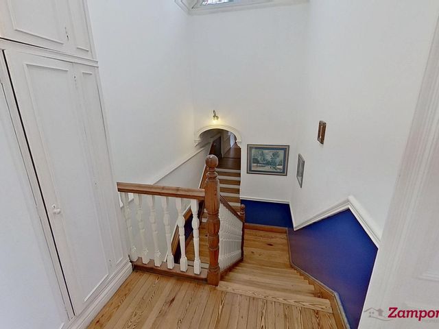 place photo 54