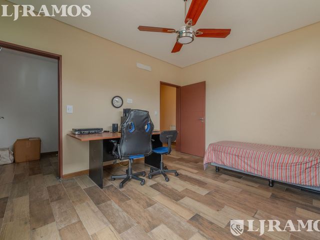 place photo 39