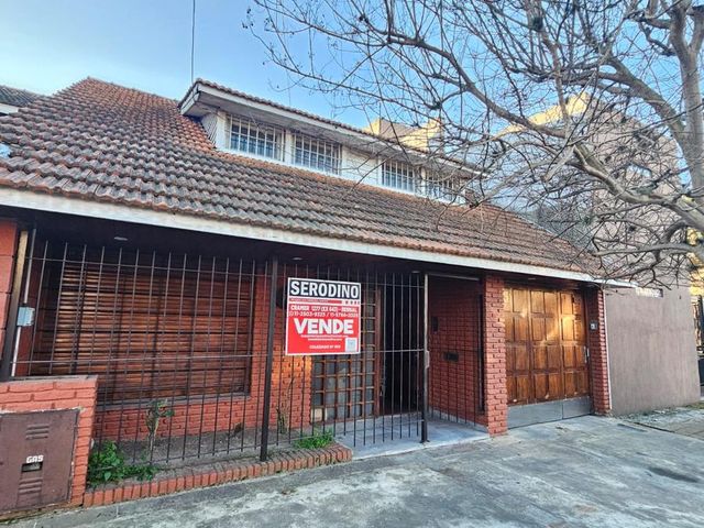 Casa 2 plantas en venta en Bernal