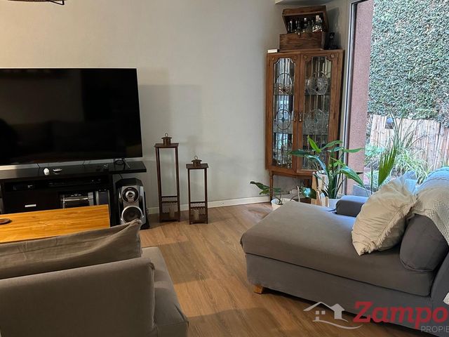 place photo 48