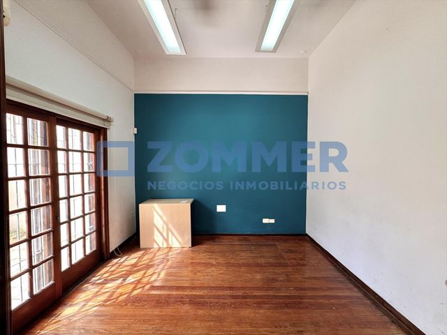 place photo 34