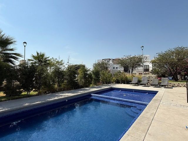 place photo 35